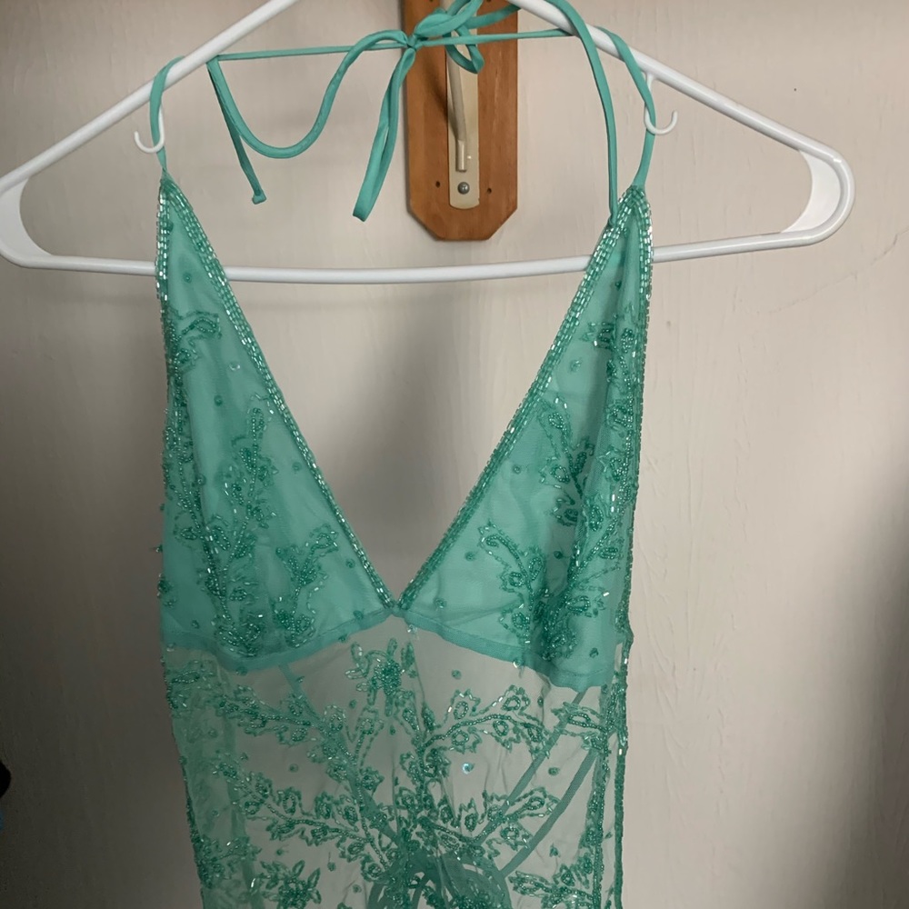 Halter top